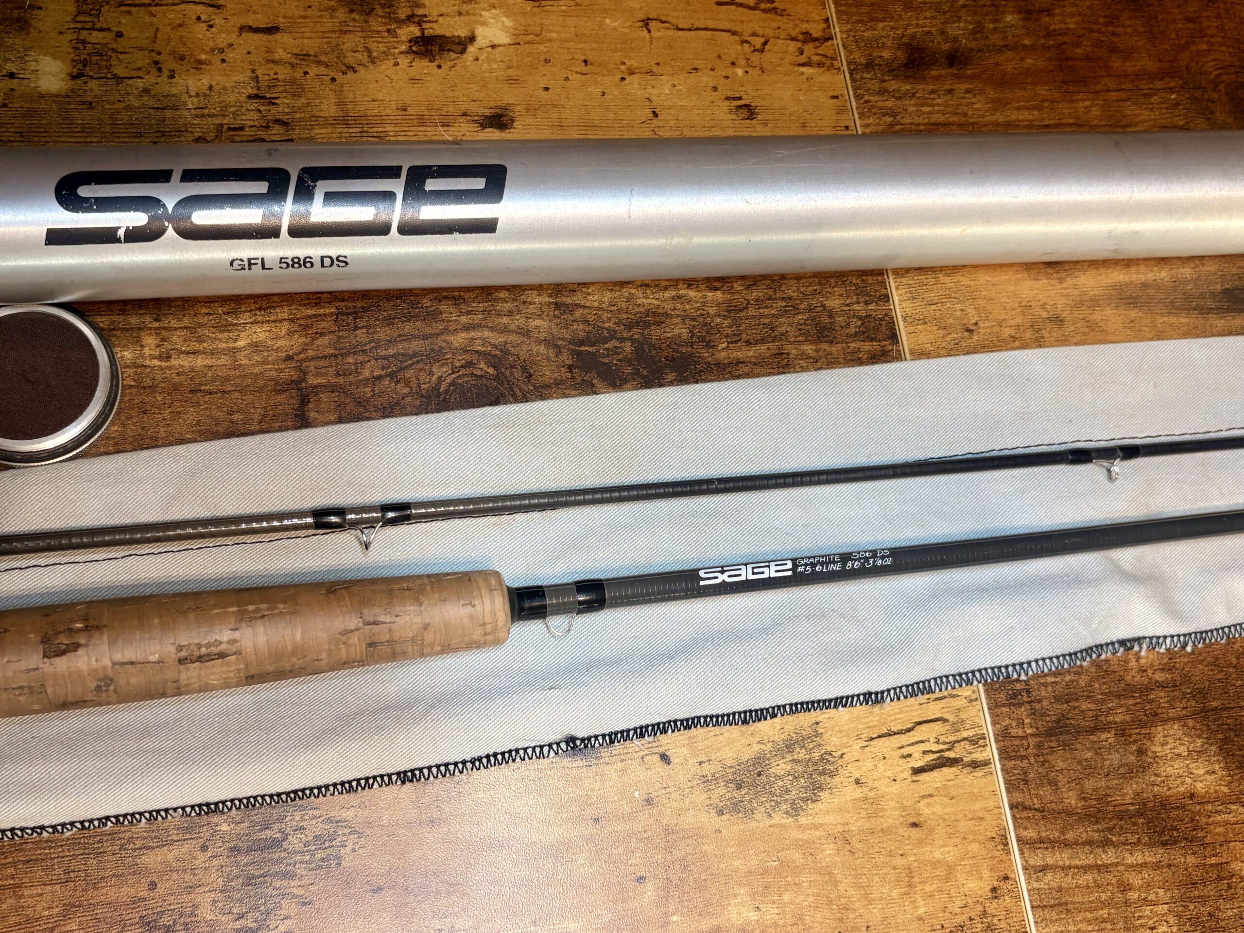 SAGE セージ グラファイト2 586DS Sage Graphite 586 DS Fly Rod – 8'6” 5wt 2-Piece w/ Original Tube